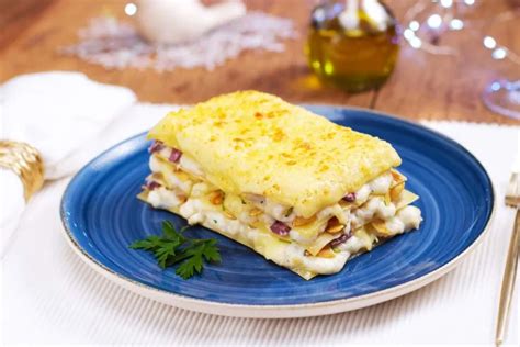 Lasanha de bacalhau deliciosa e perfeita para um almoço em família