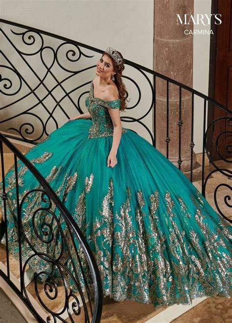 Pin By Isabel Draiman On Xv Verde Quinceanera Dresses Blue Quinceanera Dresses Quince Dresses