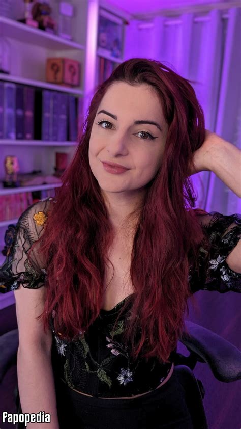 AnnieFuchsia Nude OnlyFans Leaks Photo 4803940 Fapopedia