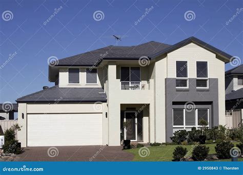 Modern Suburban House Stock Photos - Image: 2950843