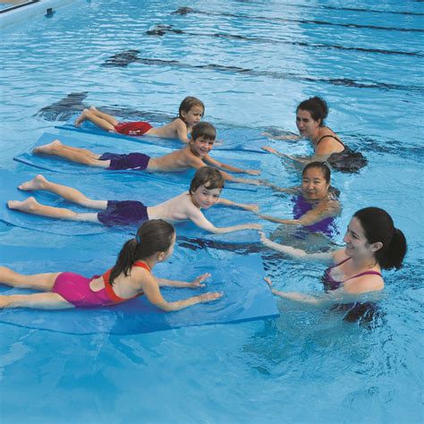 Pool exercise mat with grommets