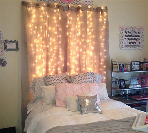 15 Diy Curtain Headboard With Christmas Lights Homemydesign