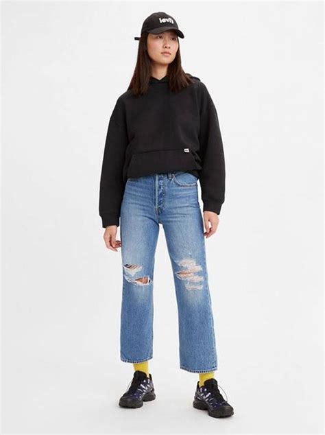 The 5 Best-Fitting Straight-Leg Jeans to Buy Right Now | Who What Wear