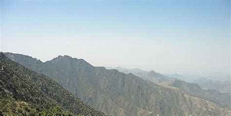 Tallest Mountains In Saudi Arabia - WorldAtlas