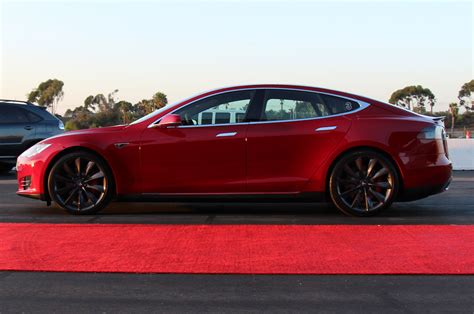 2015 Tesla Model S Adds All Wheel Drive 60d 85d P85d Models