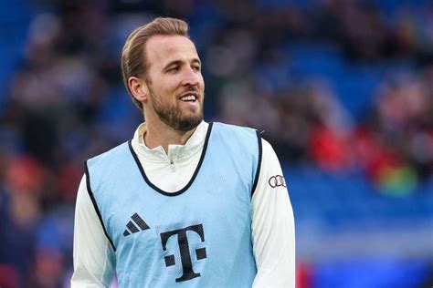 Kane Regressa Aos Treinos O Bayern Neuer D Vida Contra O