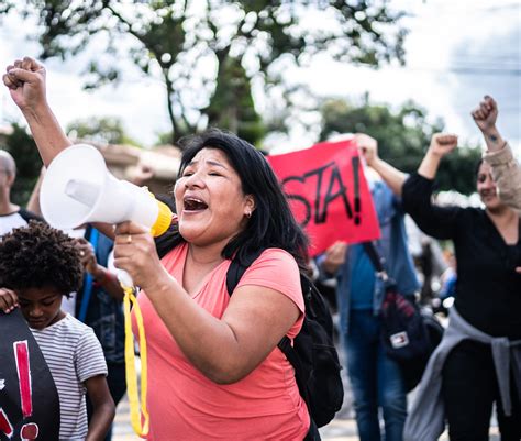 Involucrar A La Academia En El Activismo Social Y Político | Salud