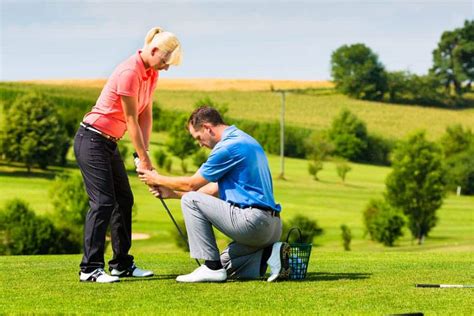 12 Golf Tips For Beginners To Improve Game