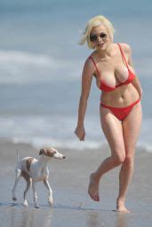 Courtney Stodden In Bikini Beach In Los Angeles 08 29 2017 CelebMafia