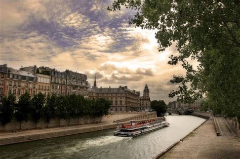 Passeio De Barco Pelo Rio Sena Em Paris Como E Como Reservar