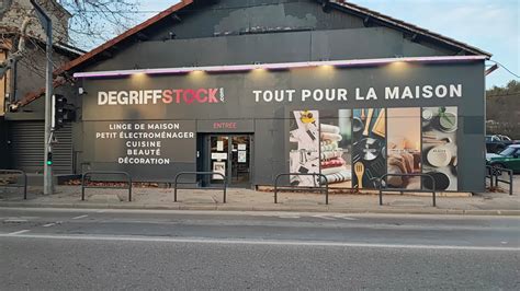 Magasin Degriffstock Tout pour la maison déstockage de vêtements de