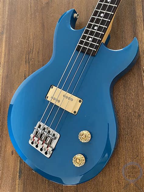 Aria Pro Ii Bass 1988 Cardinal Series 32” Medium Scale Reverb