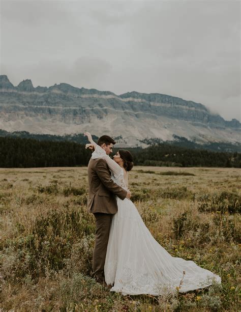 Sun Point Elopement Ceremony In Glacier National Park Haley J Photo