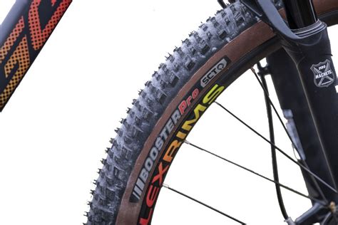 Pneu Bike Kenda Booster X Tubeless Kevlar K Marrom Onda Bike