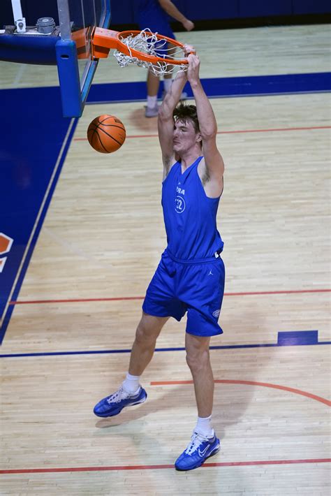 The world’s tallest teenager eyes up his basketball future | The