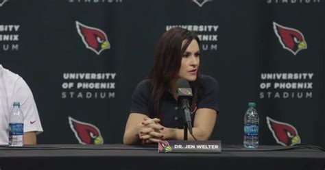 Jen Welter Becomes First Female Nfl Coach Huffpost Videos