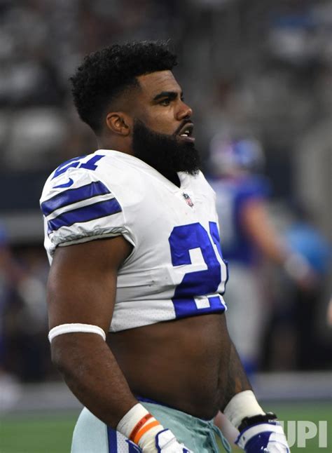 Photo Dallas Cowboys Ezekiel Elliott Will Play While His Suspension