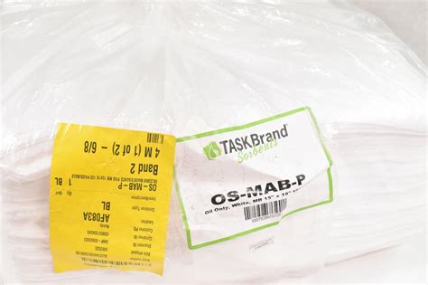 Taskbrand Oil Only Absorbent Mat Os Mab P Oil Pads 15 X 28 White