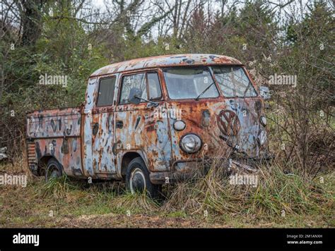 Restaurierter 1960er Modell Lkw Fotos Und Bildmaterial In Hoher