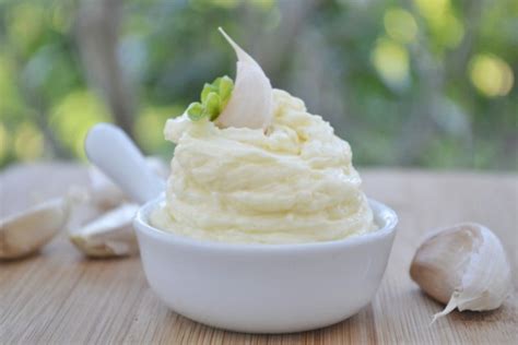 Knoblauchcreme Rezept