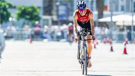 Las Series Mundiales Y El Cto Del Mundo De Relevos Mixtos De Triatlón Llegan A Hamburgo Fetri