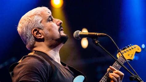 Pino Daniele Sei Anni Dalla Morte Tanti Omaggi Sulla Tomba In Toscana