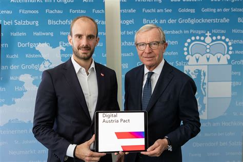 Digitalisierung Auf Dem Vormarsch Unterzeichnung Des Digital Austria