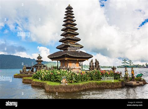 pura ulun danu bratan temple  lake bali indonesia stock photo alamy