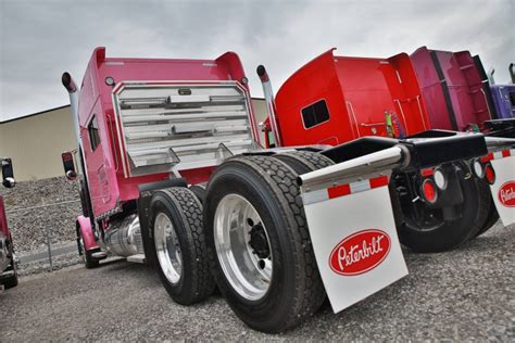 Look Closer Stunning Pink Peterbilt In Raised Roof Glider Kit