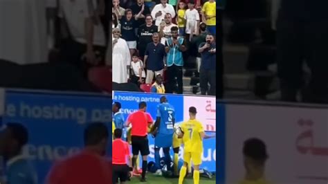 Cristiano Ronaldo Quase Tacou A Bola No Juiz E No Final O Jogador Do