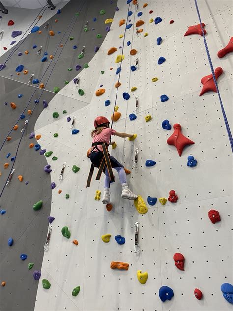 Скалодром. Спорткомплекс Звёздный г. Междуреченск