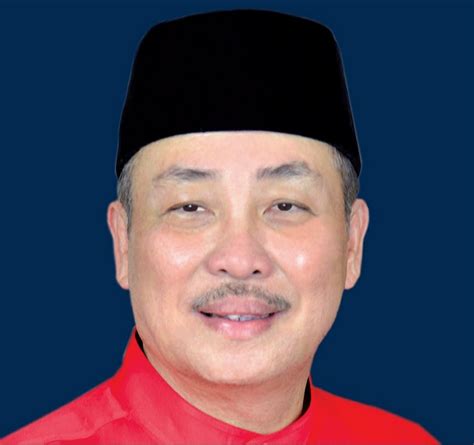 DIALOG RAKYAT Hajiji Dari Juruhebah Penguasa Kastam Ke Ketua Menteri