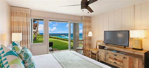 7 Best Beachfront Hotels In Kauai, Hawaii - Updated 2024 | Trip101