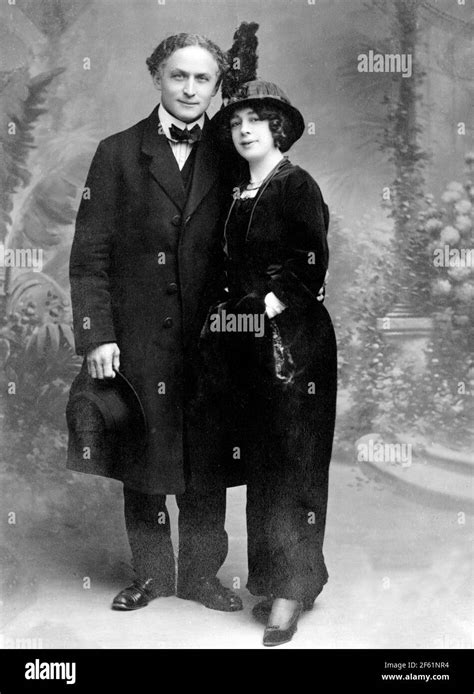 Harry And Beatrice Houdini Hi Res Stock Photography And Images Alamy