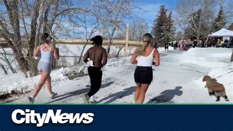 ‘naked Run Draws Brave Runners In Calgary Youtube