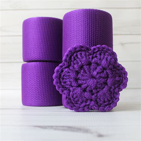 Ravelry Flower scrubbie pattern by Véronique Houde