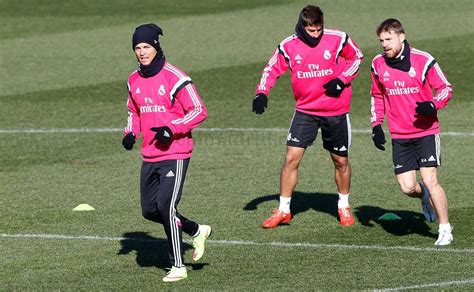 Cristiano Ronaldo Trains in New Nike Mercurial Superfly Boots - Footy ...