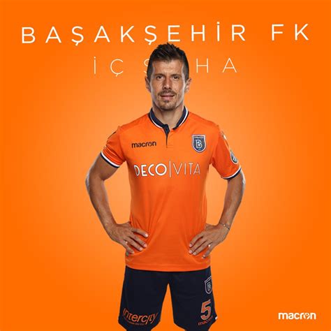 Novas Camisas Do Istanbul Ba Ak Ehir Macron Mantos Do Futebol