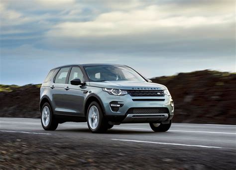 Jaguar Land Rover Models May Soar $17K In Price Due To Trump Border Tax ...