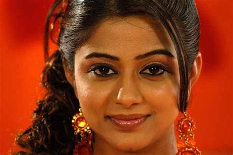 Priyamani Nude Stills Images Photos Tamil Movie Latest News Cinema Gossips