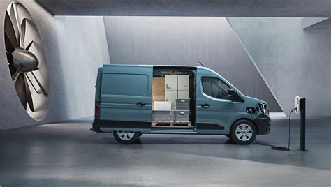 The New Electric Renault Master A Breakthrough In Commercial Electric