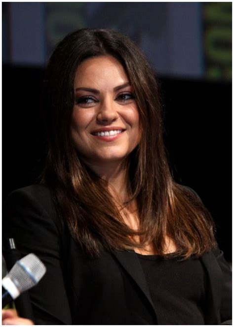 Mila Kunis And Waardenburg Syndrome Mila Kunis Weight Famous People