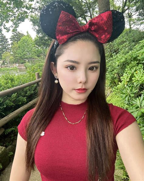 原田美優さんのインスタグラム写真 原田美優instagram「 D2🐭 赤と黒でミッキーコーデした ️🖤 ディズニーランド