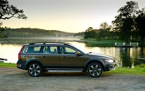 2012 Volvo XC70 Information And Photos MOMENTcar