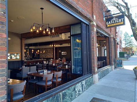 Gaslight Bar & Grill | Cincinnati OH