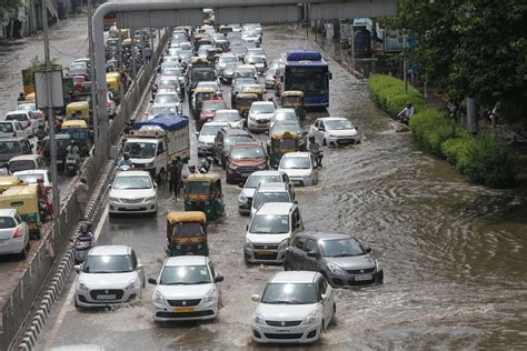 Delhi Traffic Alert Heavy Rains Cause Waterlogging In Parts Of City