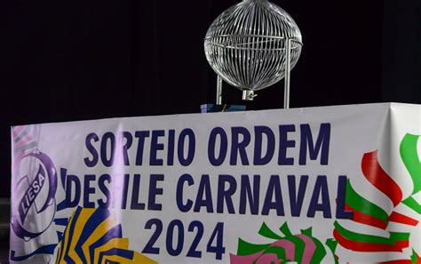 An Lise Da Ordem Dos Desfiles Do Grupo Especial Do Rio Para O Carnaval