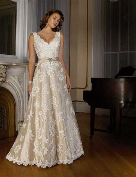 15 Second Wedding Dresses For Older Brides Images Fieldbootsgetitnow