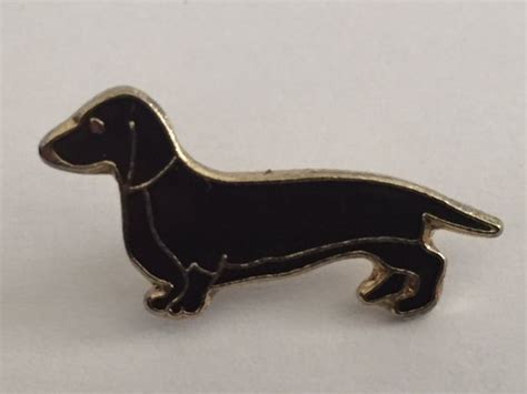 DACSHUND WEINER DOG LAPEL PIN HAT TAC NEW - Gettysburg Souvenirs & Gifts