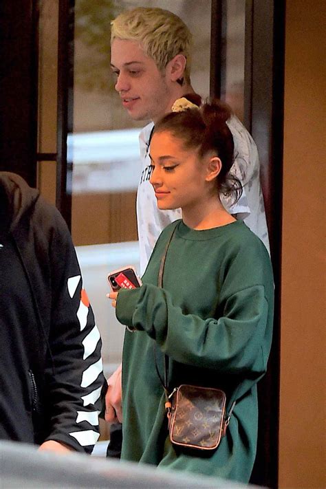 Ariana Grande And Pete Davidson Split Call Off Engagement